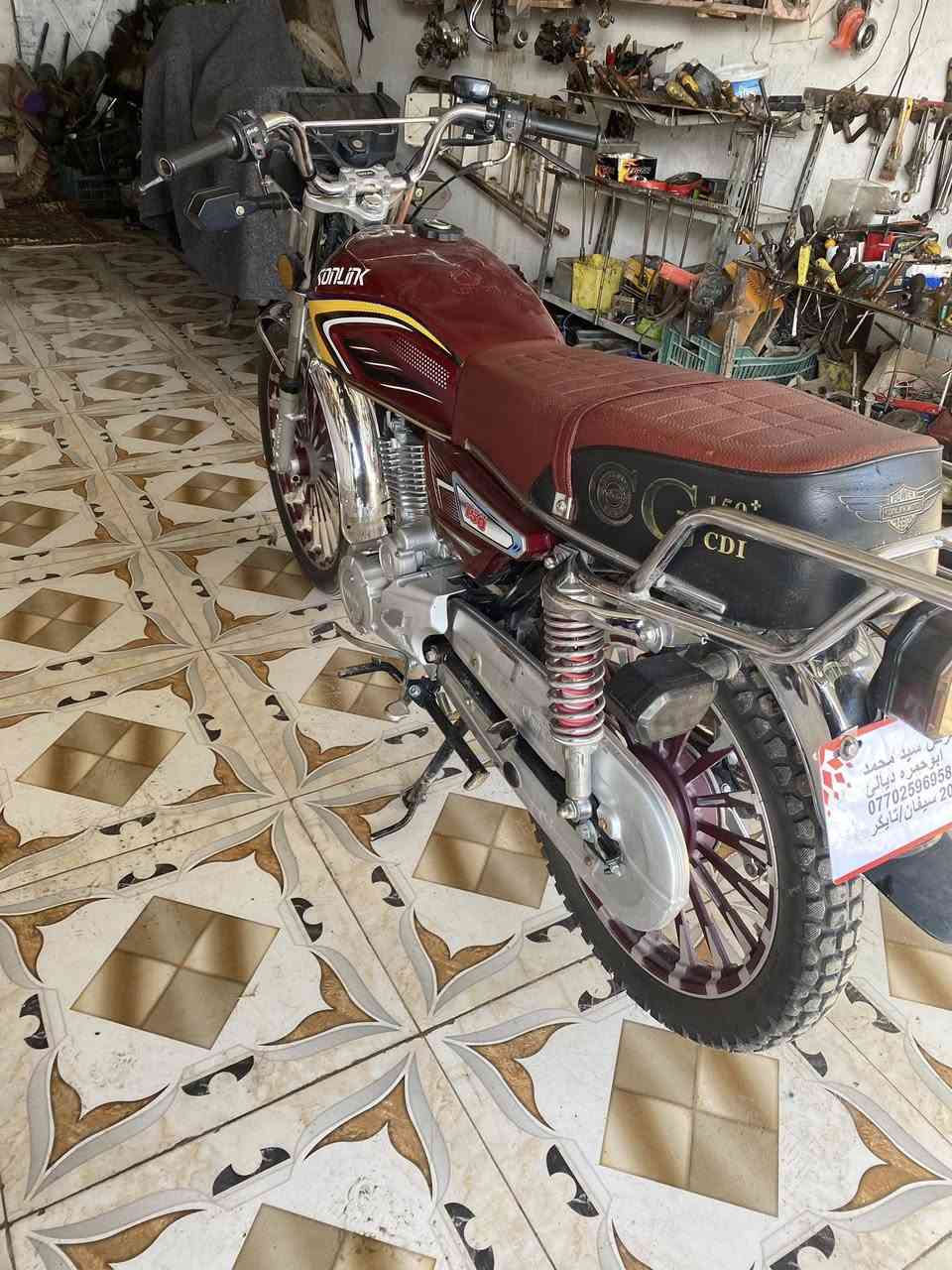 سلام عليكم سيفان ٢٤شكل ل٢٥دراجة مكفولة من كلشي اوراق كاملة سلف هند اشابر لايت بك لايت سعرها٧٥٠وبيهامجال حك جية مكاني ديالى خالص هبهب ***********
