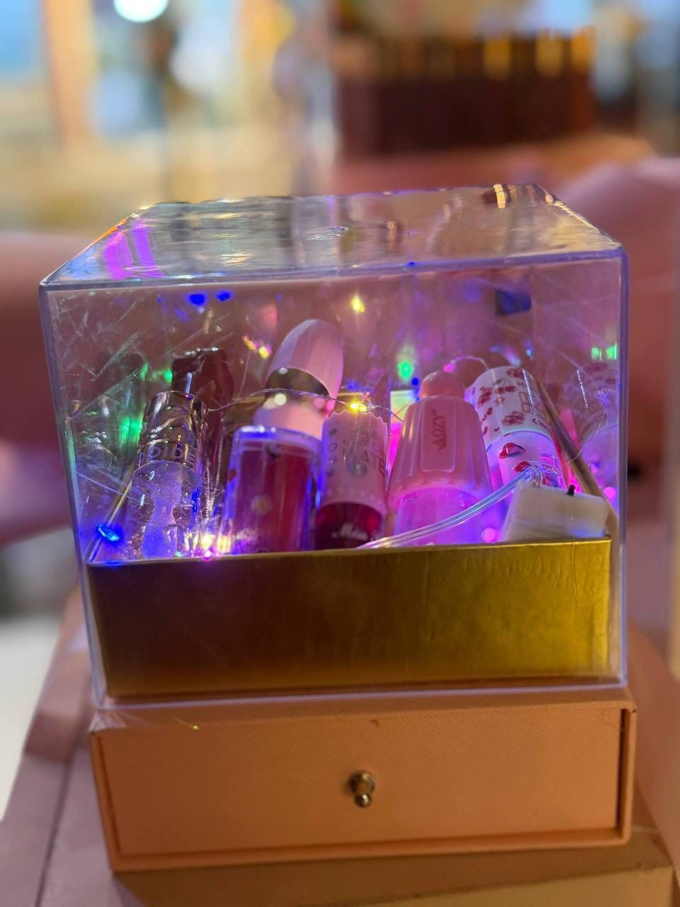 � هدايا عيد الحب جاهزة للملِكة والسلطانة 👑
هديتك الملكية صارت جاهزة 👑
🚚 توصيل مجاني داخل خانقين


**إذا كنت صاحب هذا الإعلان وتريد حذفه لأي سبب، رجاءا أرسل رسالة إلى الدعم الفني**