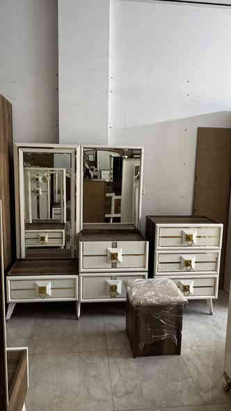 غرفه نوم ضخمه حيل نظيقه 8قطع  السعر مع شد ونقل 950 الف 
*********** / / ***********. 

#الموصل #غرف_نوم #اثاث
