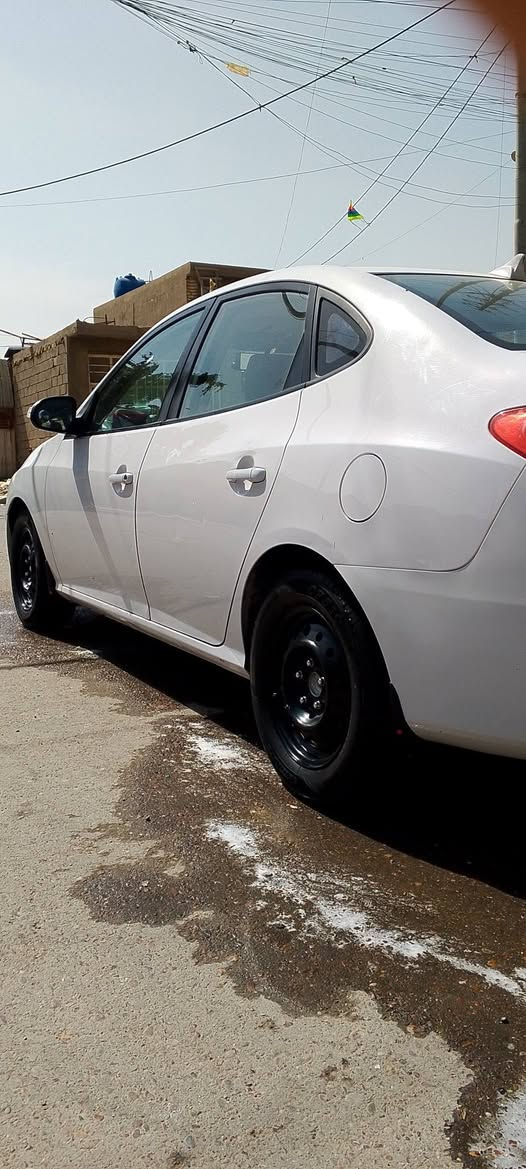 سلام عليكم النترا 2011 للبيع مكينة 200 فتحه بسمي.كامله مكمله بيهه 5 قطع صبغ مكفوله لغود وشواصي اثرطخات بسيطه مكان بغداد السعر 108 وبيها مجال حك لجيه      رقمي ***********
