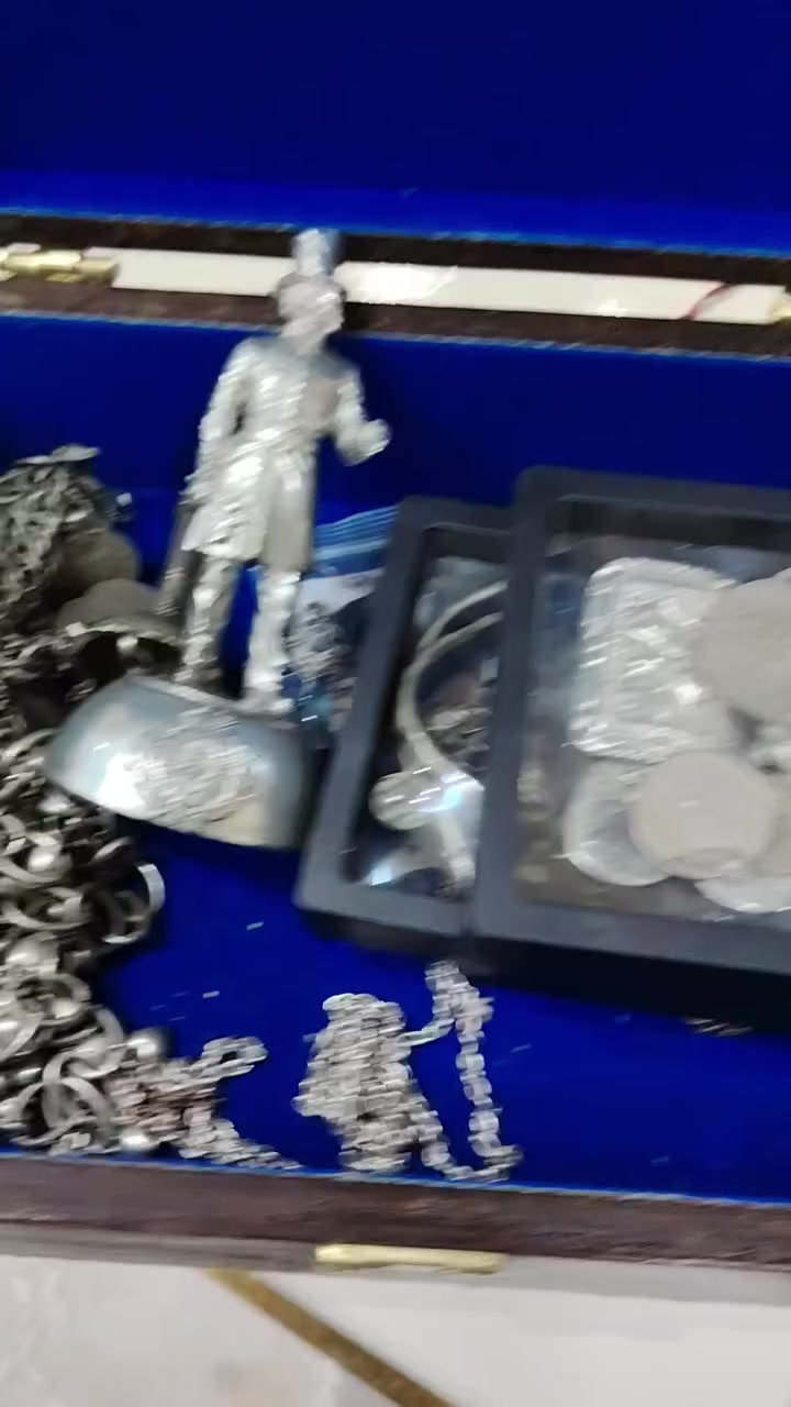 للبيع فضه عيرات مختلفه


**إذا كنت صاحب هذا الإعلان وتريد حذفه لأي سبب، رجاءا أرسل رسالة إلى الدعم الفني**