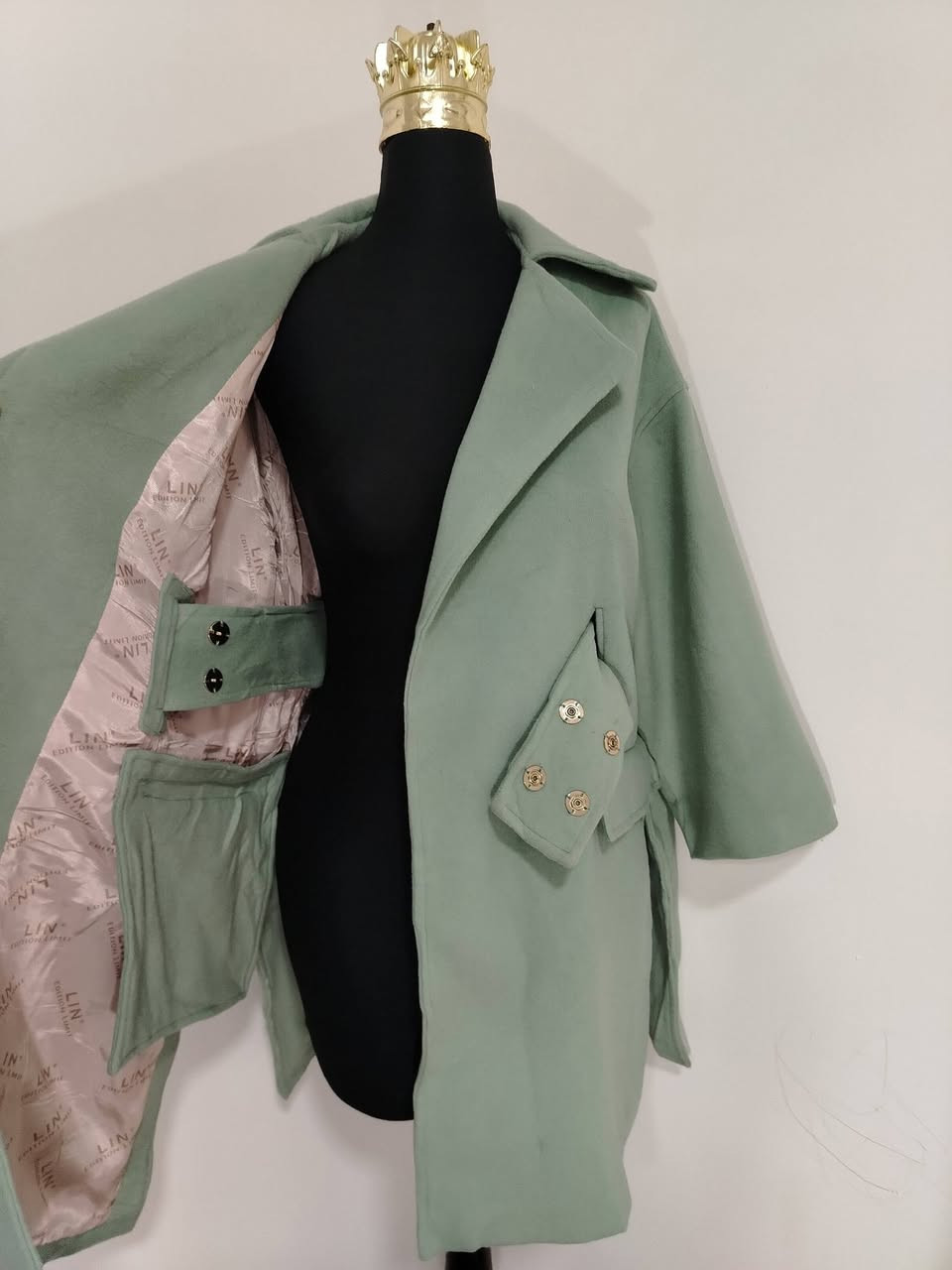 كوت قياس خاص يلبس وزن تسعينات

السعر ١١ الف

#الجميع
@إشارة


**إذا كنت صاحب هذا الإعلان وتريد حذفه لأي سبب، رجاءا أرسل رسالة إلى الدعم الفني**