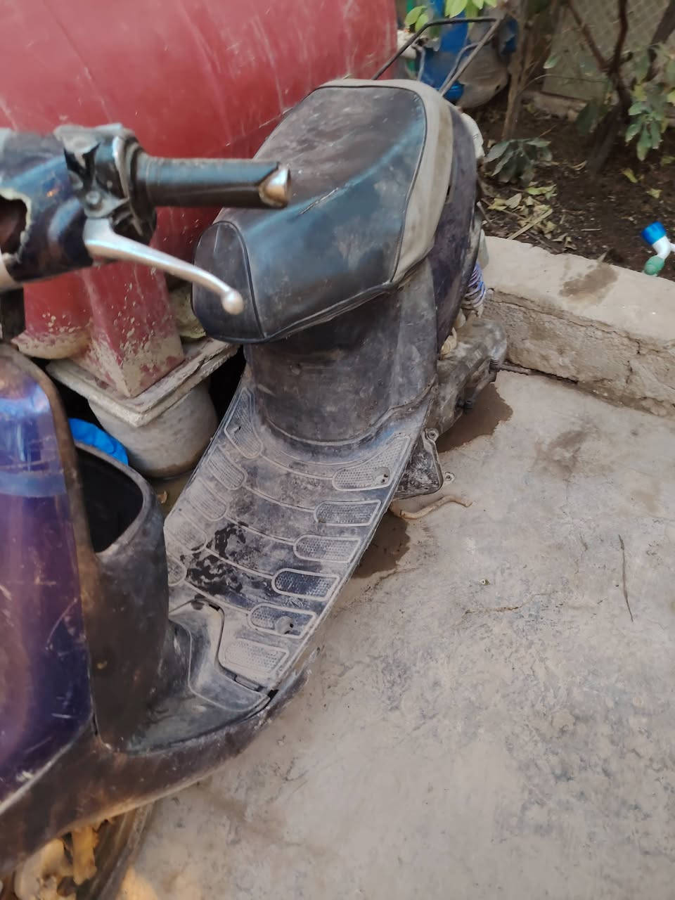 دراجه وطه للبيع السعر خاص واقف فقط المحرك التواصل على هاي الصفحه دراجه نظيفه مقابلهص فقط بعين التمر وبكربلاء توصيل


**إذا كنت صاحب هذا الإعلان وتريد حذفه لأي سبب، رجاءا أرسل رسالة إلى الدعم الفني**