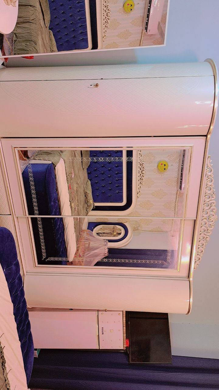 غرفه ضخمه للبيع ماخذيها مليونين و٣٠٠
رايديها مليون و١٠٠ بيه مجال قليل ***********
