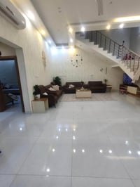 القبلة حي الشهداء • بيت ملك • ٢١٣م