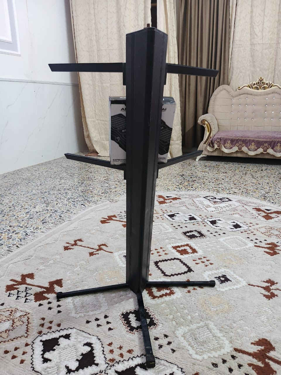 سلام عليكم  
ستاند وبدلات عدد 2 جدد
العنوان بغداد العبيدي
***********
