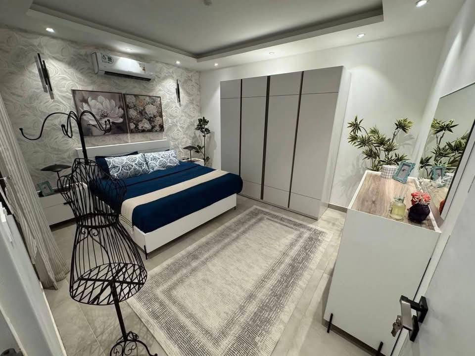 � عرض استثنائي الآن | مشروع اللؤلؤة السكني
امتلك سكنك بسعر تنافسي ومع مبادرة المصرف العقاري

🏡 مساحة 200م

⏰ مواعيد استلام قريبة

🏘 مجمع متكامل الخدمات (مدارس، ملاعب، مراكز تسوق)

🌿 حدائق تشجير حديث وشوارع واسعة ومبلّطة

🧱 بناء رصين من الطابوق الأحمر العازل للحرارة

📍 اختيار ذكي للسكن والاستثمار

📞 سارع بالحجز… العروض محدودة والطلب عالي

 

( *********** )

- م. هبه الطائي
