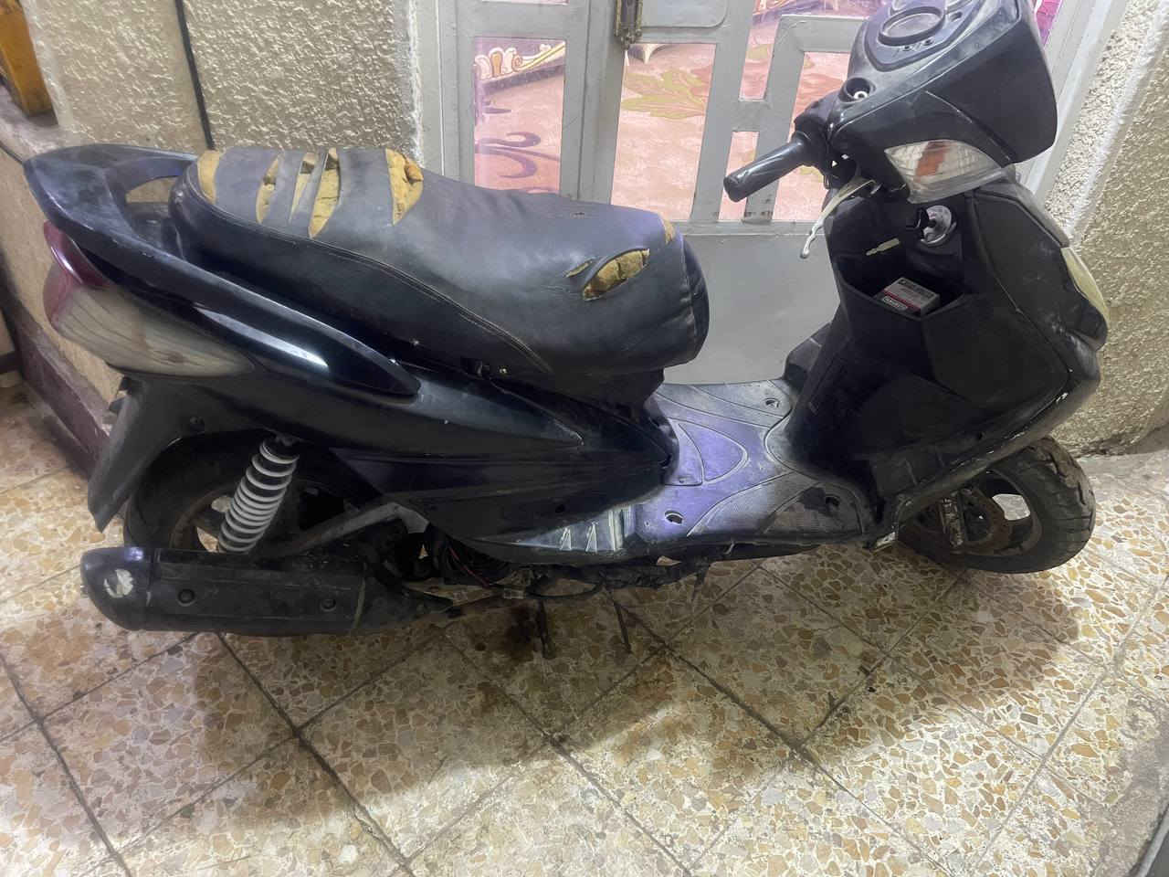 سلام عليكم دراجه سكنس فحل 140 متروكه كوم حديد سعر 300 بيها مجال قليل رقم ***********
