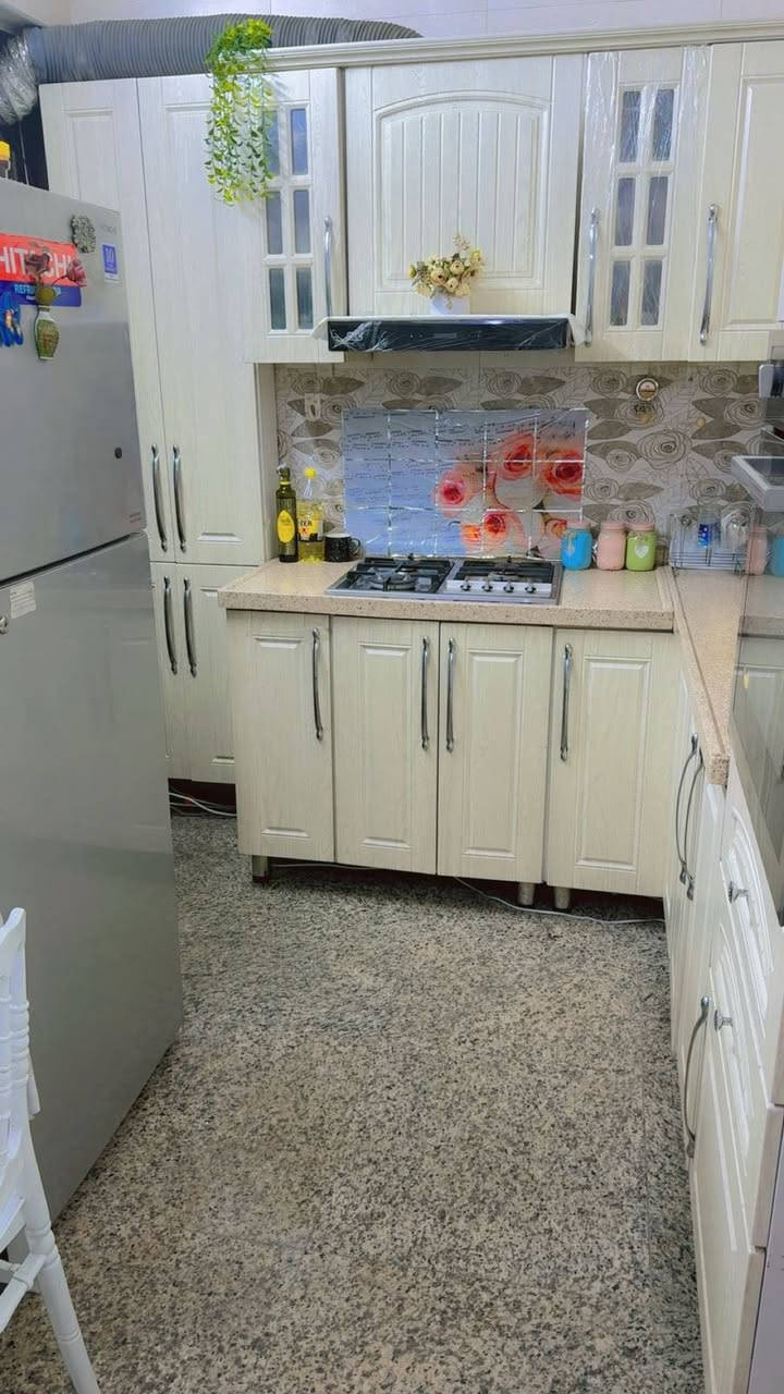 عقار البيع حي الاعلام خلف سنتر الاعلام80 متر واجها 4 نازل 20 الطابق اول غرفه نوم وحده صاله مطبخ خدمات ومنور عدد 2 الطابق الثاني غرفه نوم 2 مع الخدمات


**إذا كنت صاحب هذا الإعلان وتريد حذفه لأي سبب، رجاءا أرسل رسالة إلى الدعم الفني**