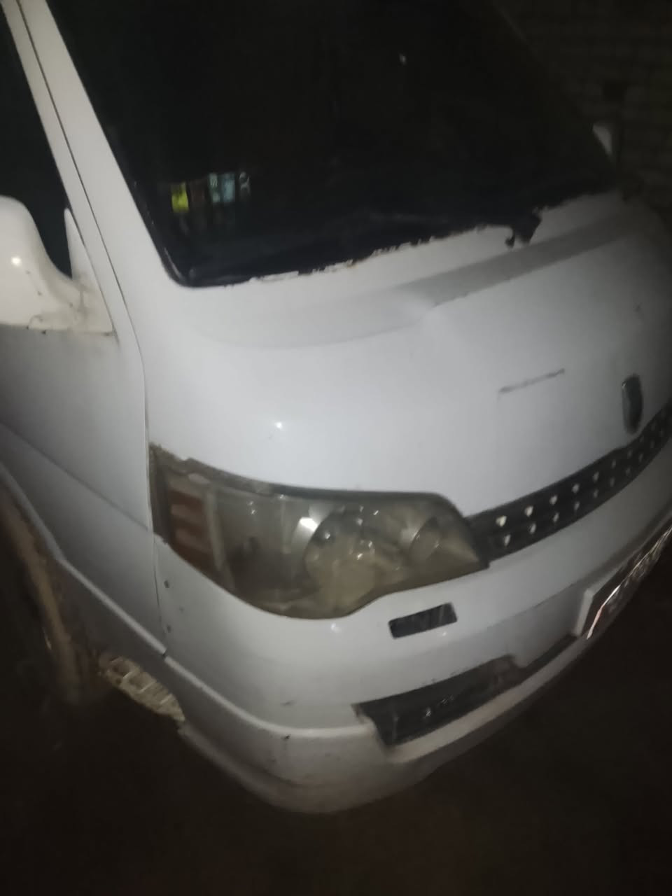 السلام عليكم سيارة اجوان2015سيارةمطلوب غرامات 3ملاين وظريبه 1مليون وهيئه 250وبيهه وكالةعامة وسعر 55ورقة ***********وهذه رقمي
