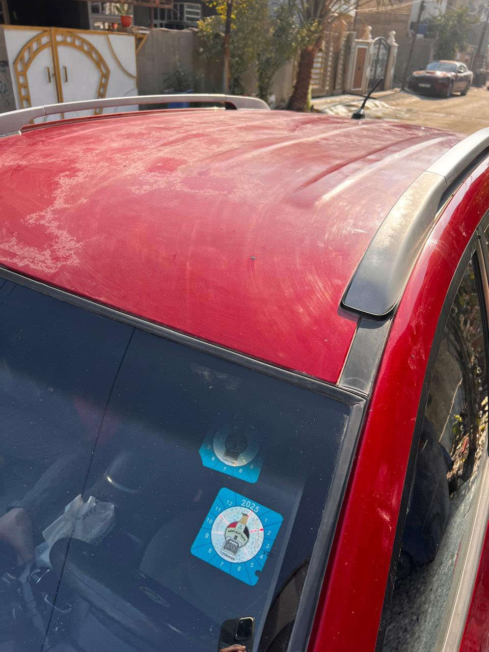 اسلام عليكم هونداي توسان للبيع موديل 2015 سياره كفاله عامه ماعده بنيد وقماره بيهن جراد كمى موجود بل صوره 
سياره ماشي 108 محرك 2000 سعر 150$ وبيه مجال نتصال على رقم ***********
