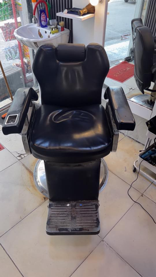 للبيع كراسي ثنين
***********
الموقع بغداد
