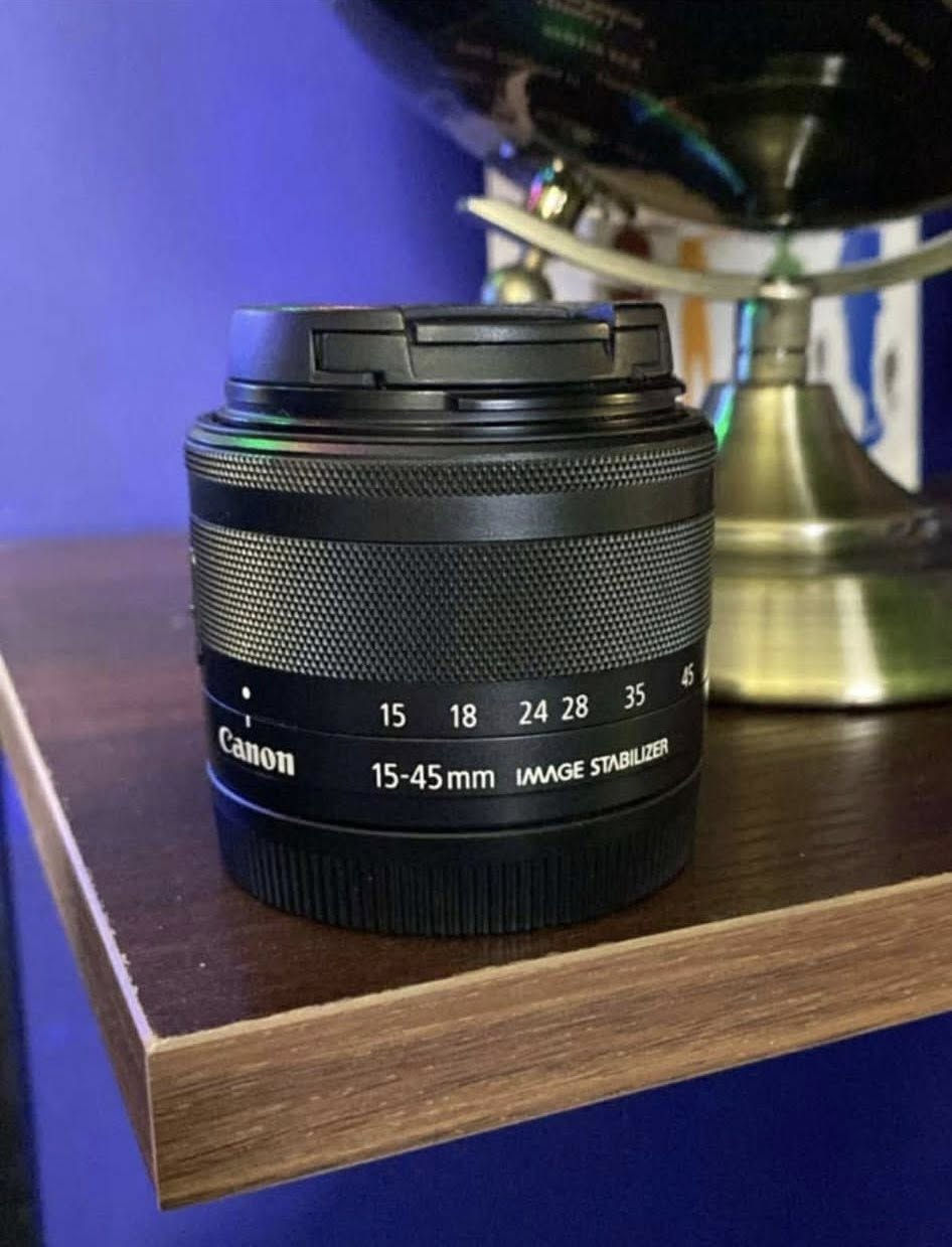 عدسات كانون كُل وحدة وقياسها موجود عليها وياهُم أدبتر تحويل كلهُم شعلة وحدة ب800 ألف وبيها مجال بسيط


**إذا كنت صاحب هذا الإعلان وتريد حذفه لأي سبب، رجاءا أرسل رسالة إلى الدعم الفني**