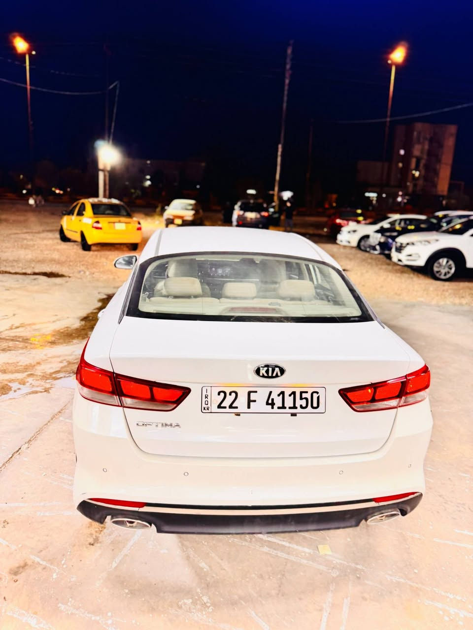 𝐊𝐈𝐀 𝐎𝐏𝐓𝐈𝐌𝐀.
✦  كـيـا أوبتيما 
🚘 خليجي | محرك 2400 CC
🚘 رقم أربيل (تحويل أو وكالة)
✨ المواصفات:
• بصمة تشغيل
• حساسات أمامية وخلفية
• مرايا شفط
📋 حالة السيارة:
✔️   مكفول من التبديل 
✔️ ربع الباب رش +ملاون الجاملغ  الخلفي بدون معجون.
✔️ توجد بعض الرصعات الخفيفة في القمارة.(حالوب بسيط) 
📍 الموقع: الديوانية – السدير.
📞 للاستفسار: ***********
