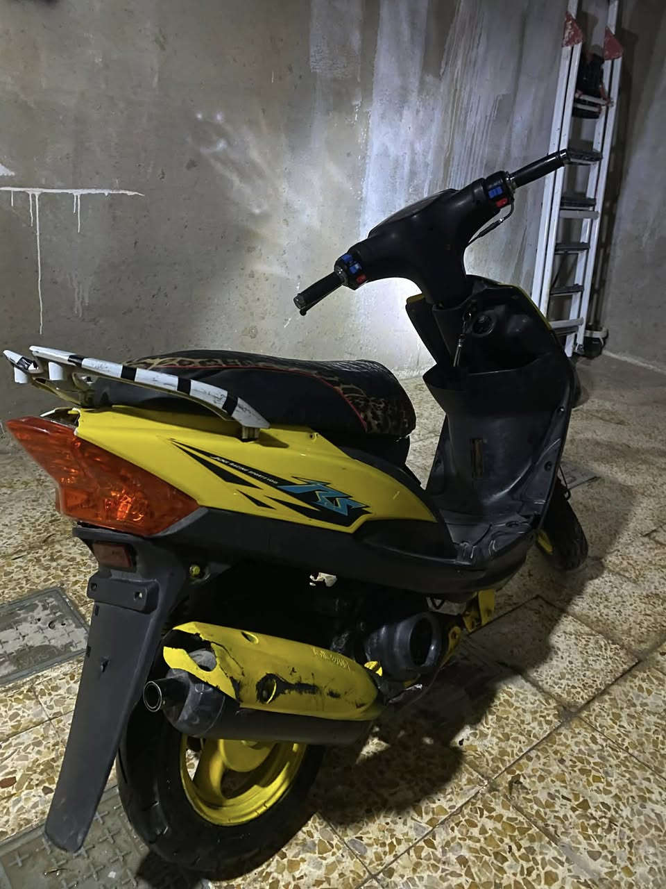 يا الله السلام عليكم ماكس عدله البيع مرواس 2006 كفراته نظيف لايتات اشاره شغال لا صرف ولا بخار دراجه صاروخ كلش حلوة ما بيها نواقص الدراجه حلوه وكاعده لايت اشارات اشارات خلفي اشارات امامي شغال كشن نظيف مغلف( سعر 450 يرهم مرواس) التحيات للجميع


**إذا كنت صاحب هذا الإعلان وتريد حذفه لأي سبب، رجاءا أرسل رسالة إلى الدعم الفني**