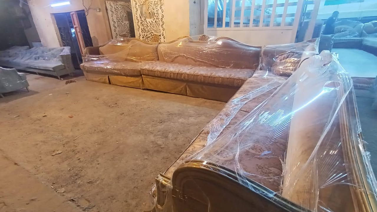 تم بعون الله وصول وجبه جديده من الاطخامه والدواوين الباله الخليجي وجميع الألوان والقياسات للاستفسار واتساب ***********
