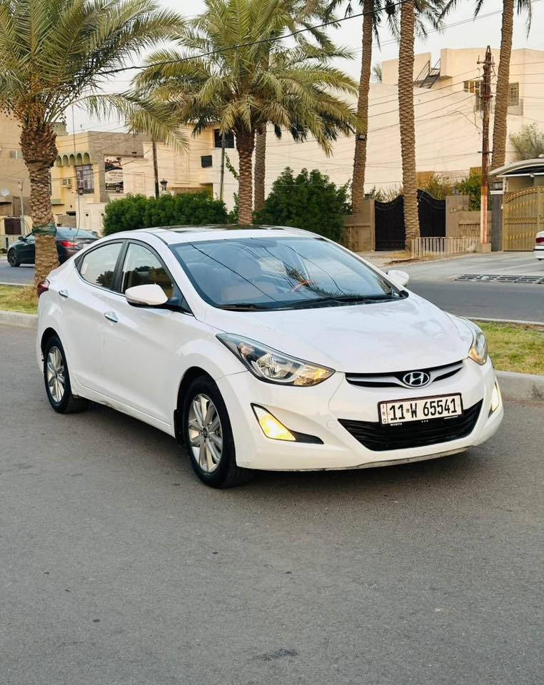 السلام عليكم 
النترا مديل ٢٠١٦ 
ماشيه ٩١ الف 
سياره فول مواصفات فتحه قطعتين تبريد 
تحكمات ستيرن 
بيه صبغ موضع بالسونار 
عارضه ب ١٢٠ وبيه مجال 
***********
