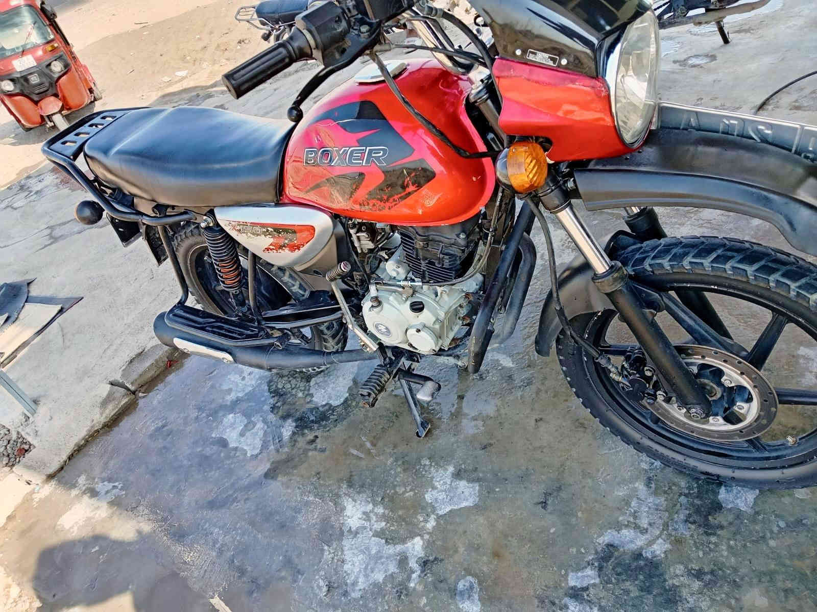 سلام عليكم درجة بوكسر موديل 21 مرقمه تحويل ثاني يوم دراجه مكفوله عدة زنجيل وضاغجه مبدل وباقي شرط كفاله دراجه خت زيرو السعر 1900بيهة مجال حك جيه مكان ديالى بعقوبه تصال ***********
