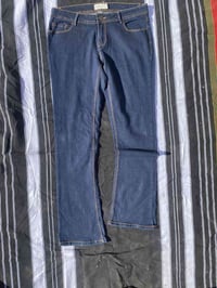 ملابس • للبيع