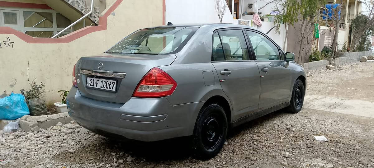 تیدا 2011
شەش پارچە بۆیاخ سێ دەرگاو دوو چەمەلەغی پێشەوە و بۆلید
سەنەوی تا  مانگی 6 ی 2028 بەناوی خۆمەوەیە بە شەرتی گێڕ و مەکینە و تەحویل و غرامە السليمانية, العراق


**إذا كنت صاحب هذا الإعلان وتريد حذفه لأي سبب، رجاءا أرسل رسالة إلى الدعم الفني**