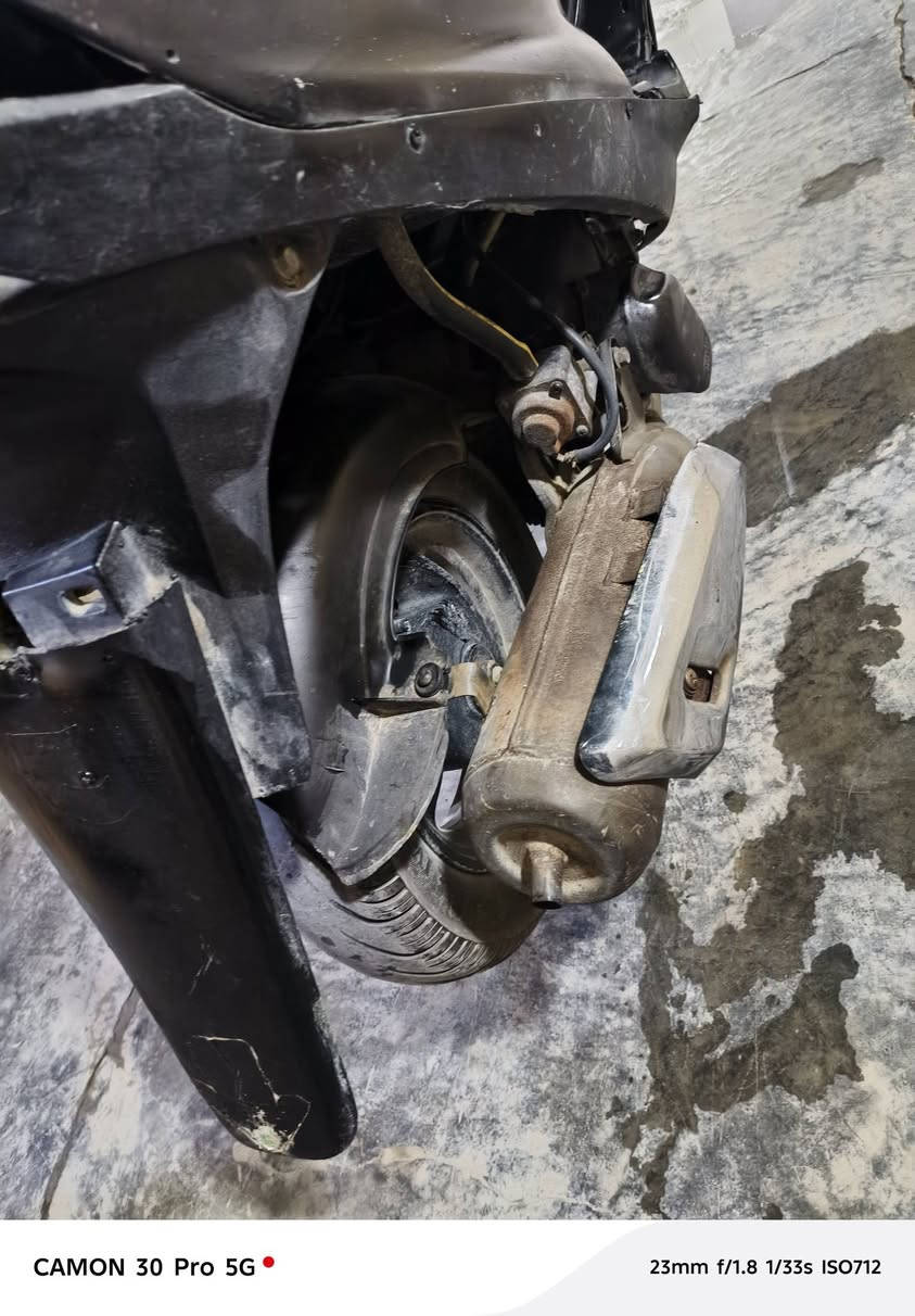 ماكس 140محرك بلاد شلعه فول بس شويه كفراته تعبانه نص نكره يشتغل السعر ٣٥٠ اتصل ***********
