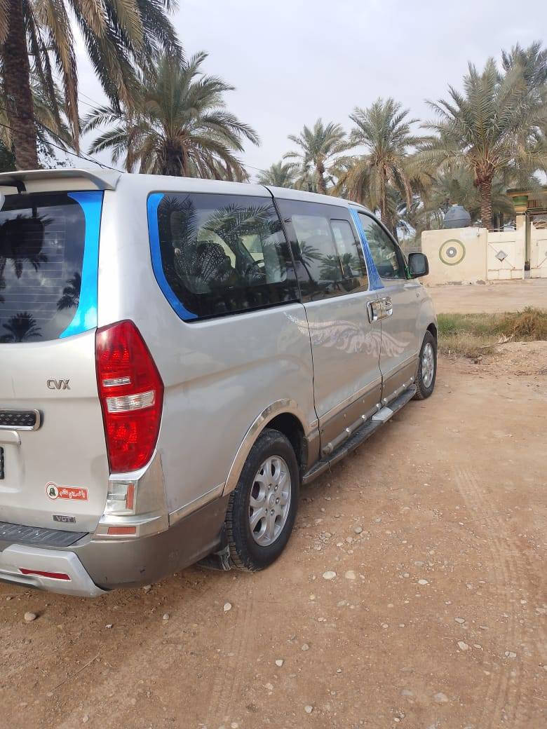 سلام عليكم لبيع ستاركس موديل 8 مسكر اصل اوتوماتيك مكفوله كفاله ما عده جاملق خلفي  رقم قادسيه مميز مكينه كير اكسن جدد تخم تاير تبريد وتدفىه شقاله مكان واسط العزيزيه تصل وبيك خير ودلل رقم موبايل// ***********
