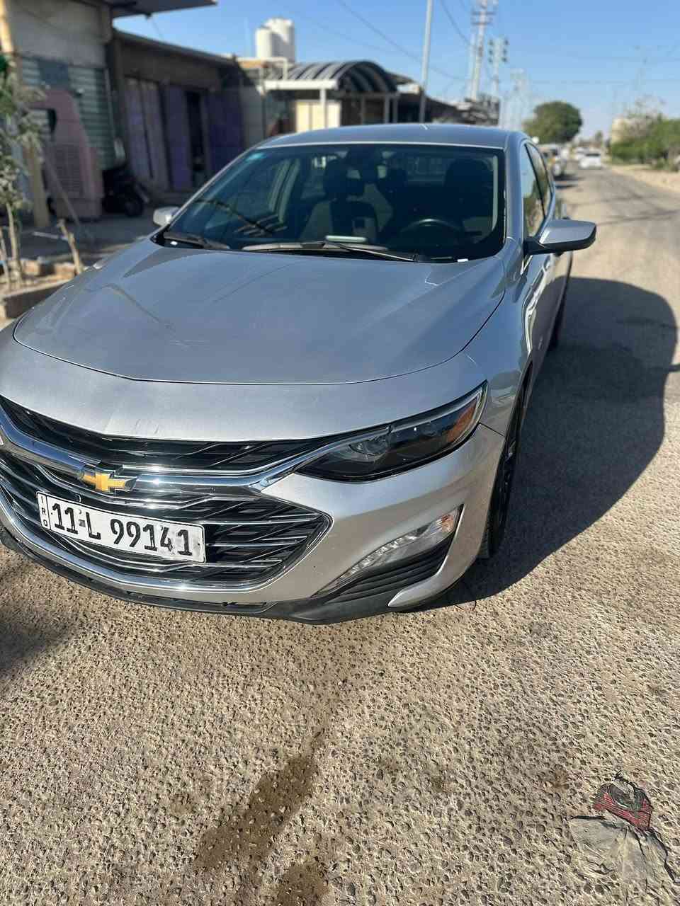 السلام عليكم 
ماليبو 19lt
كير مكينه حداديه جديده 
تخم تاير 
رقم بغداد جديد 
بااسمي 
جاهزه تبريدها بجم كبس
بدون ايرباك 
السعر 100 
***********
