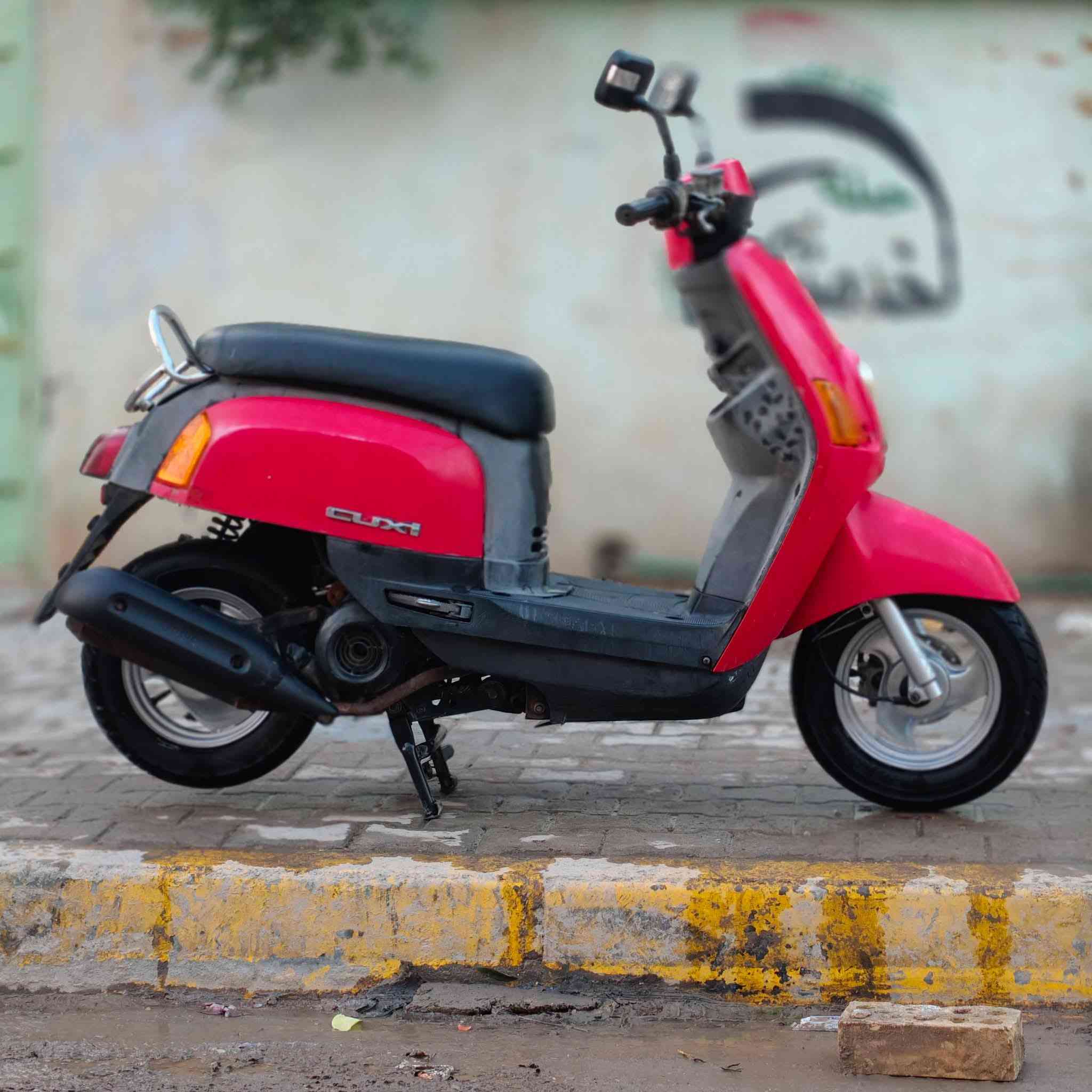 سلام عليكم دراجه بوليس للبيع دراجه نضيفه كلش وحلا من الصور أي نقص ما بيها جيب فيتر  وفحص مكاني كربلاء شهداء سيف سعد للأستفسار ***********
