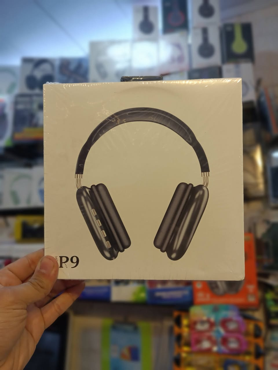 يتوفر لدى 
🔴 مكتب الامير 
🔴عرض خاص 
( سماعات P9 بسعر. 6 الاف فقط🔥 )  
- بيع الهواتف 📞📞والاجهزة الالكترونية 
- اكسسوارات
- قرطاسية واستنساخ
- بغداد/الكاظمية/شارع الهبنة
- يوجد توصيل كاظمية 
- اوقات العمل من 🕖 9:00 صباحا الى 🕖 11:00 مساء
- للتواصل واتساب الرقم : ***********
