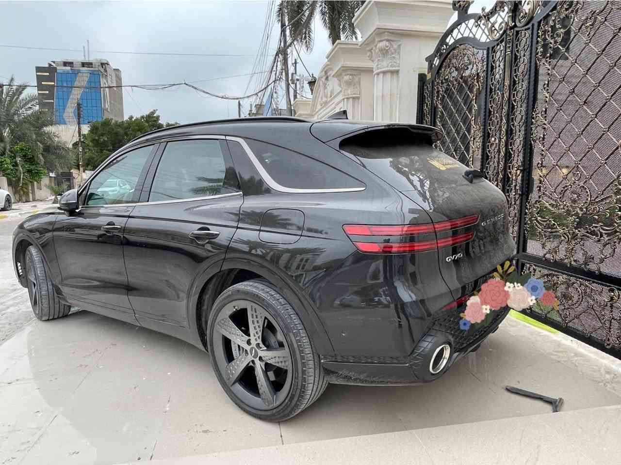 السلام عليكم جنسس Gv70 2024
سبورت برستيج فول مواصفات 
4سلندر 2500t 
كفاله حادث bdr صغير  فقط بجاملغ الخلفي صور بل منشور 
ماشيه 20 الف 
رقم بغداد شهداء بسمي 
مكان السياره الدوره 
السعر 335 $
للاستفسار ***********
