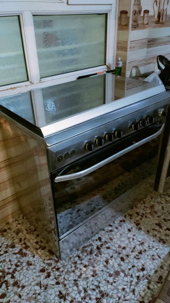 طباخ تكنو مصري الباب الأول بحالة جيدة جداً 
كامل كله شغال وعلى الفحص 
السعر 230 ألف . النجف, العراق


**إذا كنت صاحب هذا الإعلان وتريد حذفه لأي سبب، رجاءا أرسل رسالة إلى الدعم الفني**