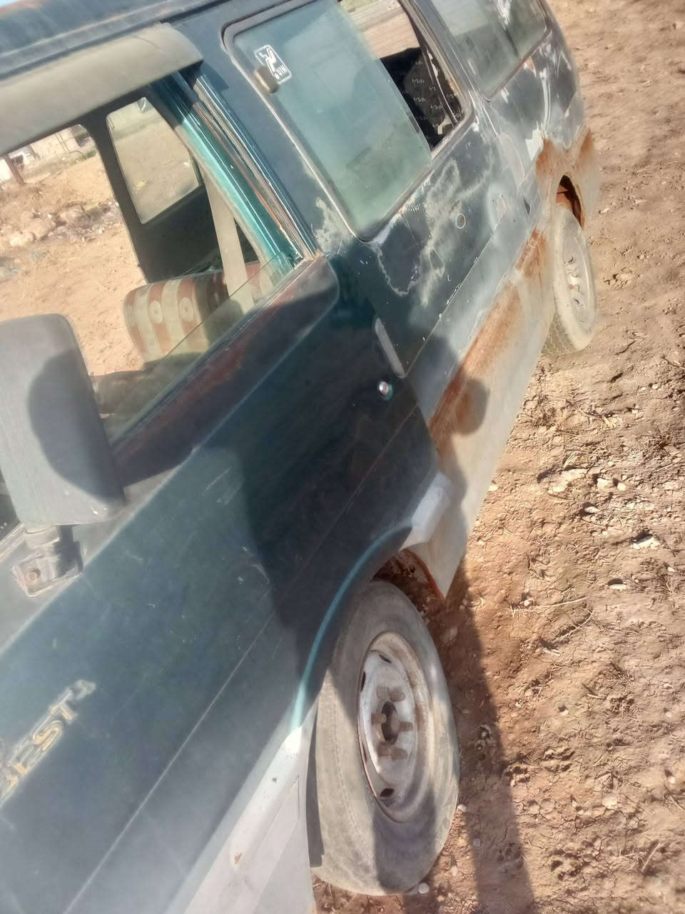 السلام عليكم بسته موديل 95 رقم بغداد صدامي تريد تحويل تريد بدون تحويل قرب سيطره العبايشي على اطراف بغداد *********** الرقم بي واتساب ماكينه خير من الله شهادها بالصندوق صدر خير من الله والقشر زين الاكسن خير من الله سياره بس تريد ترتيب كهربائيات سياره لحد الان ما مشدود كهربائيات المكينه لان جديده
