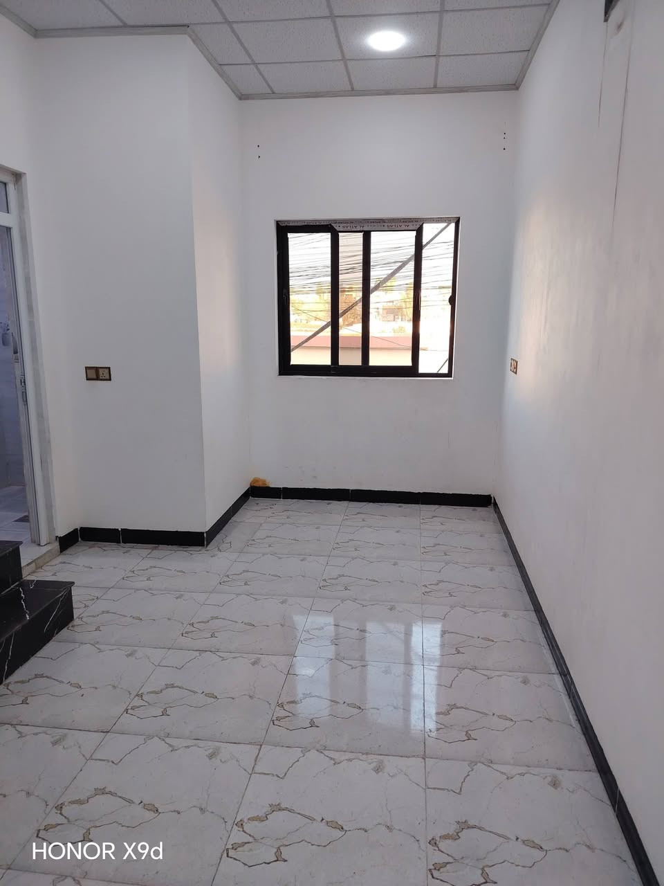 شقه الايجار حي السماح الاركان غرفتين نوم وهول ومطبخ و صحيات ***********/  ***********/
