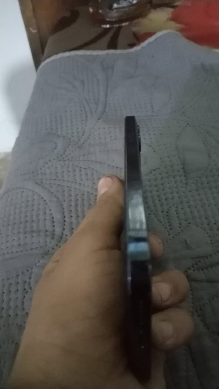 سلام عليكم ايفون ١٢برو ماكس
مبدل شاشه وكامرات فقط 
عنواني بغداد العبيدي السعر ٣٠٠وبي مجال


**إذا كنت صاحب هذا الإعلان وتريد حذفه لأي سبب، رجاءا أرسل رسالة إلى الدعم الفني**