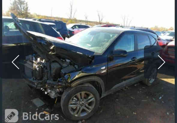 سلان عليكم كيا سليتوز سياره حادثه بل صور القطع كلها راجعه بارد مابيها قطره صبغ الدعاميه فقط مبدله والسياره  السياره بسمي ثاني يوم تحويل المديل 2022كامله مكمله السعر 135 وبي مجال عنوان بغداد قرب جامع النداء ***********
