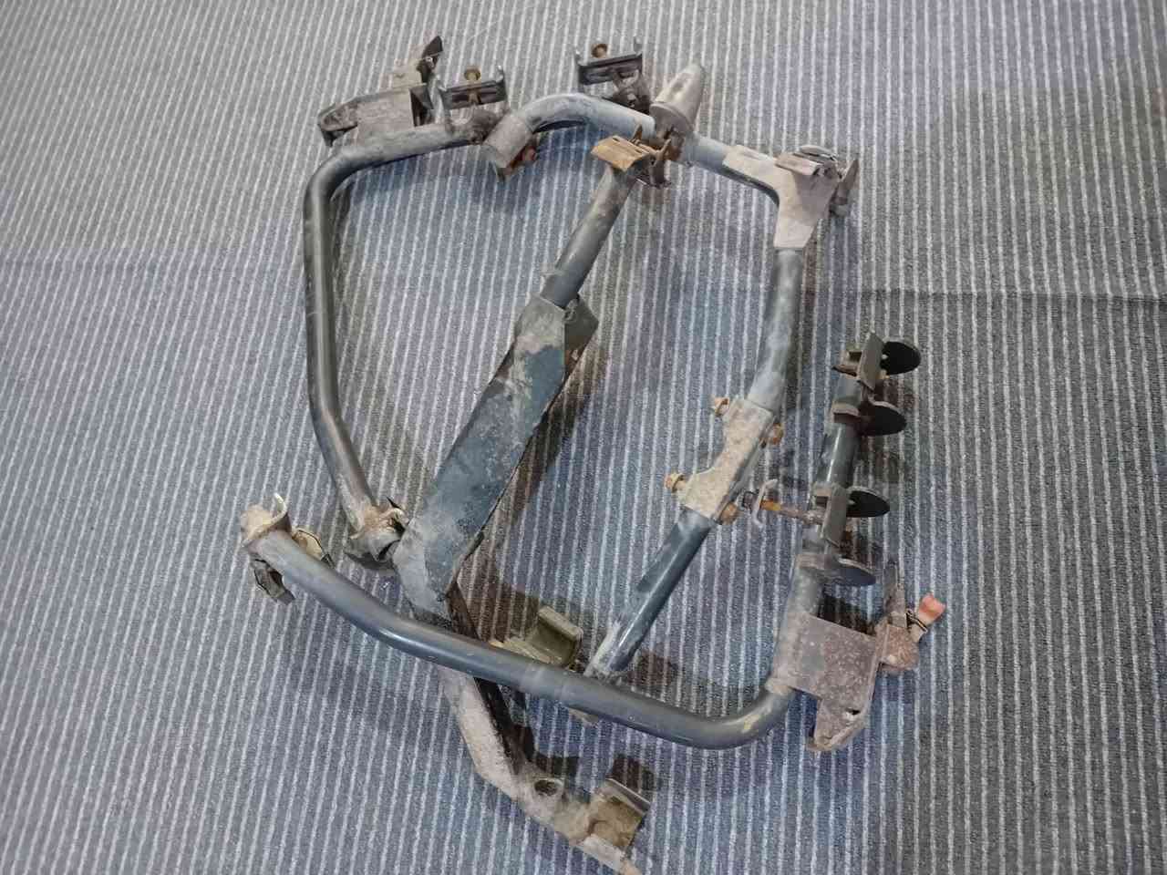 السلام وعليكم سبايدرات لبيع محور قطير كاملات 

‭٠٧٧١ ٤٩٧ ٢١١٤‬قاسم ابو محمد
