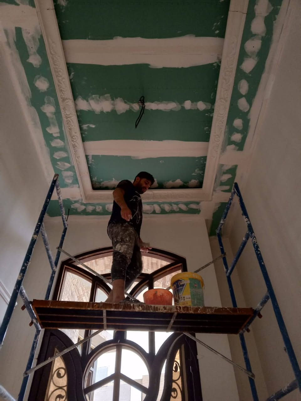 🏡 الديكور لغة الجمال… ونحن نجيد التحدث بها.
نحوّل بيتك إلى لوحة فنية تنبض بالأناقة والذوق الرفيع ✨
بلمساتنا يصبح المكان حكاية فخامة وراحة لا تُنسى 💫
📞 للاستفسار والتواصل:#ديكور
مجموعة من أعمالنا داخل بغداد
#ديكورات
#صبغ
#اصباغ
***********
***********
