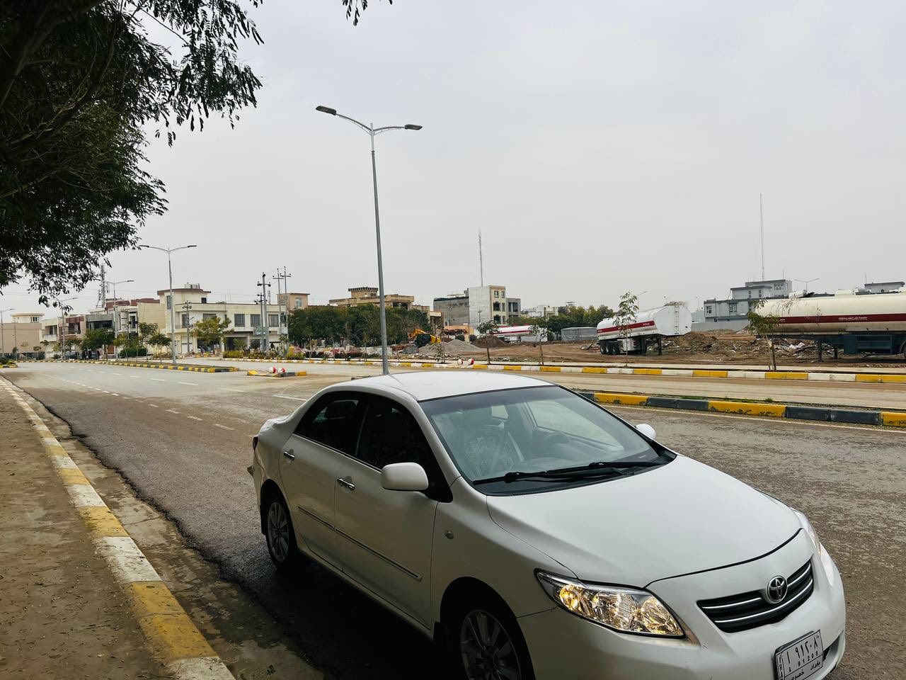 سڵاوی خوا لە هەموو لایە ، هە موو زانیاریە نوسراوە
توێتا کرۆلا مۆدێل ٢٠٠٩ بڕاوە بڕاوە مەکینە ١٨ خەلیجی، کامل مەسرف زور کە م مە سرفە بەشەرتی سەقف و حیزام بەبێ دەعم و زەربە و لێدران ، گێڕ و مەکینە و تەبریتی و کارەبای بەشەرت ، سعریشی ٥٧ گڵاو معامەلە ، گۆڕینەوەش ئەکەم بە شتێ بەدڵم بێ 
شوێن کەلار  ژمارە ***********
