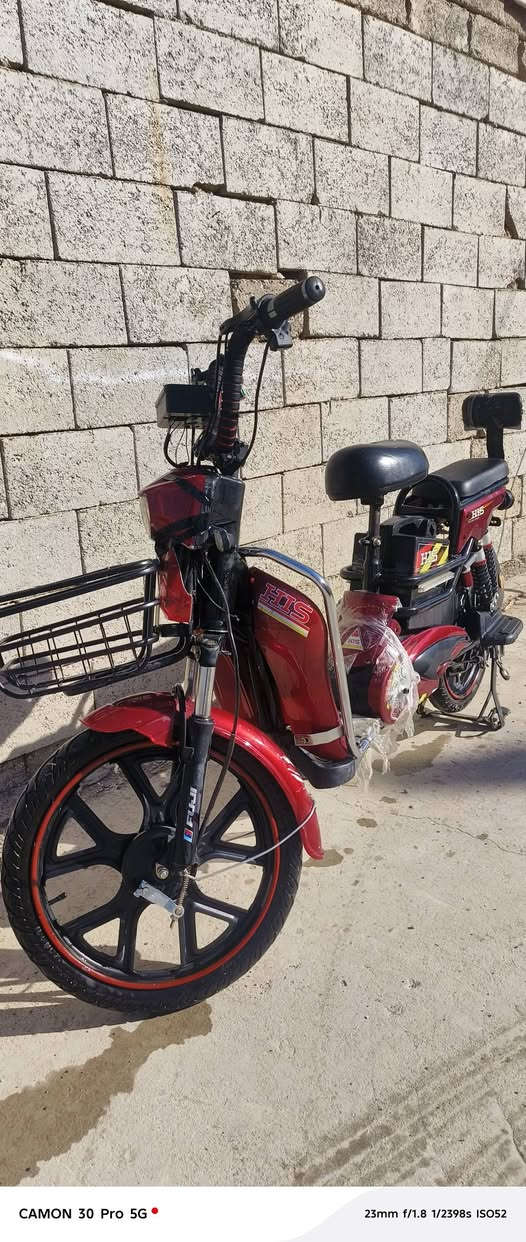 بسيكل شحن السعر ٣٠٠ وبي مجال البطارية🔋 فول ***********
