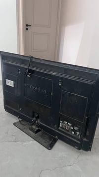 للبيع: شاشة LG Plasma بحجم 42 بوصة - صناعة كورية أصلية الوصف: شاشة LG ...