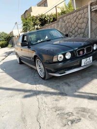 بي ام 1993 • محرك 525 • رقم اربيل