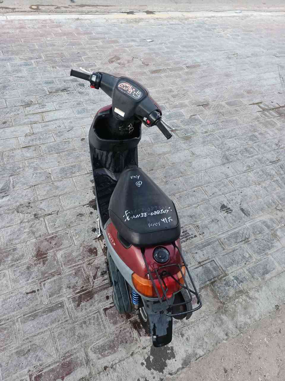 السلام عليكم
دراجه حاويه صارله 10 يوم من طلعت مابيه ائي نقص 
التواصل ‏‪***********‬‏ 
سعر 900وبياه مجال قليل
