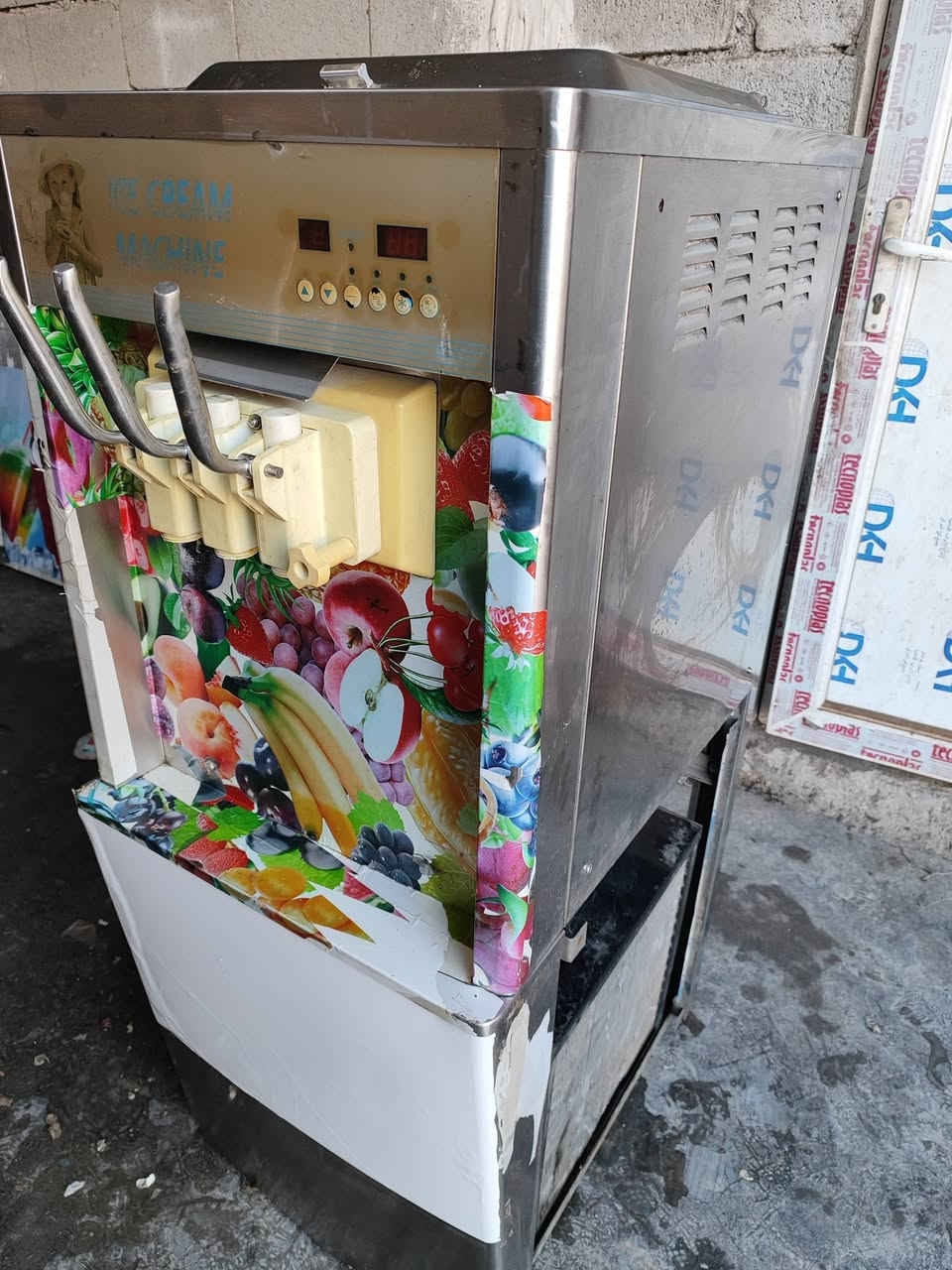 جیازی دۆدرمەی دوو حەوز بەشەرتی ئیشکردن و بەستن بە سعرێکی گونجاو
***********
