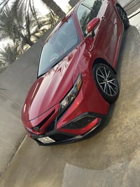 كامري امريكي ٢٣ sa  ماشيه ١٥ الف ضرر جانبي ٠٧٧٠٠٠٦٨٠٤٦