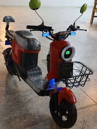 للبيع بايسكل R9 2025 فول مواصفات بصمة عن بعد لايت زينون LED تايرات جدد...