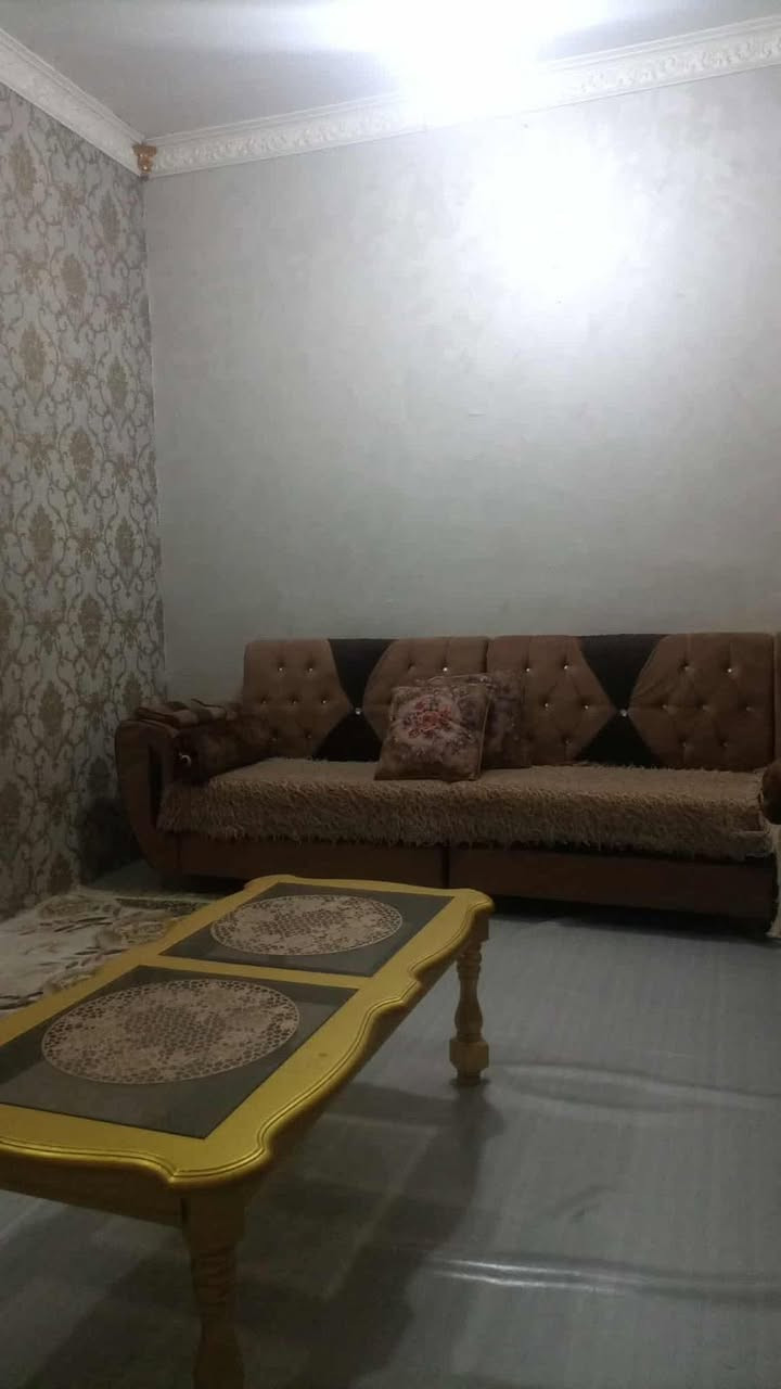 🔹عقارات الفضل🔹
🏠 دار للبيع 🏠 

🔹دار للبيع طابو ملك صرف🔹
◾️مساحة 250 متر ركن على بارك◾️
يحتوي على: خمسة غرف 🔹وصالة ومطبخ 🔹وصحيات خارجية وداخلي🔹وديوان🔹وحديقة …

🔺بناء كونكريت مسلح🔺

العنوان //باقر الاول قرب شارع ابو هيثم اللحيمچي ..

للاستفسار والتواصل الاتصال على الرقم التالي//*********** ..
