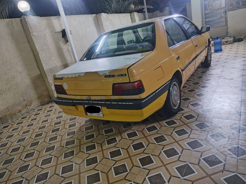 السلام عليكم بيجو 405 موديل 2010 رقم نجف سنويه لل 2027 تحويل ثاني يوم مصفره هيئه وغرامات مكينه وكير خير من الله حداديه جديده تخم تايرجديد دواخل نضيفه جاهزه السياره من كلشي السعر المطلوب 22$ وبيها مجال اي استفسار اتصل عله هذا الرقم   *********** 
مكاني ديوانية قضاء المهناوية
