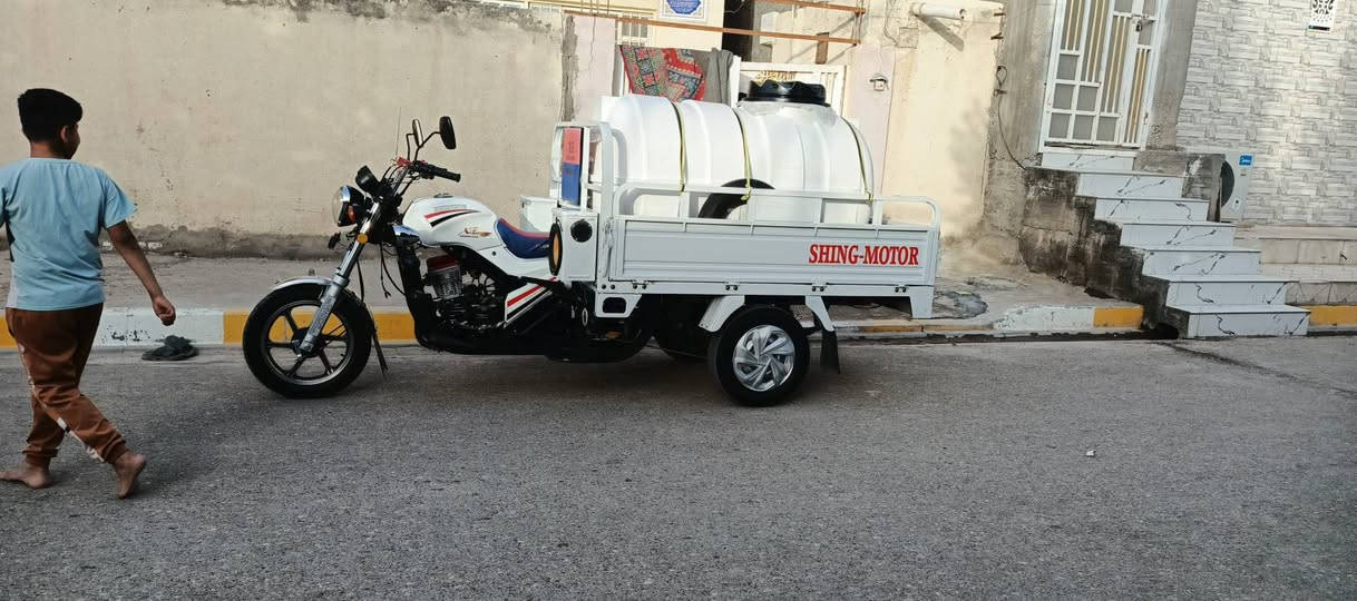 السلام عليكم ورحمه الله وبركاته ستوته موديل 2025 النوع دولفين محرك 200 جديده بوضع الشركه بعده زيرو مشروع وطني  مواصفات شاشه ويل ١٣  دبل شاصي بجم الشاصي مالت الجمره مرتين لايتات زنون ستوته كلش حلوه احله من البصوره (***********) السعر 4 مليون وتلثميه
