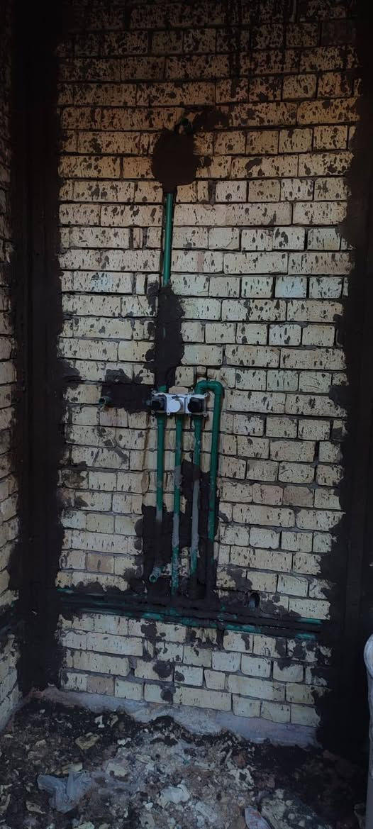 عباس العبودي
لتأسيس الكهرباء والصحيات العامه 
ومستعدون لتأسيس المنازل والمجمعات والمطاعم
بأنسب الاسعار
النجف الاشرف
للاستفسار والاتصال 
 ***********
