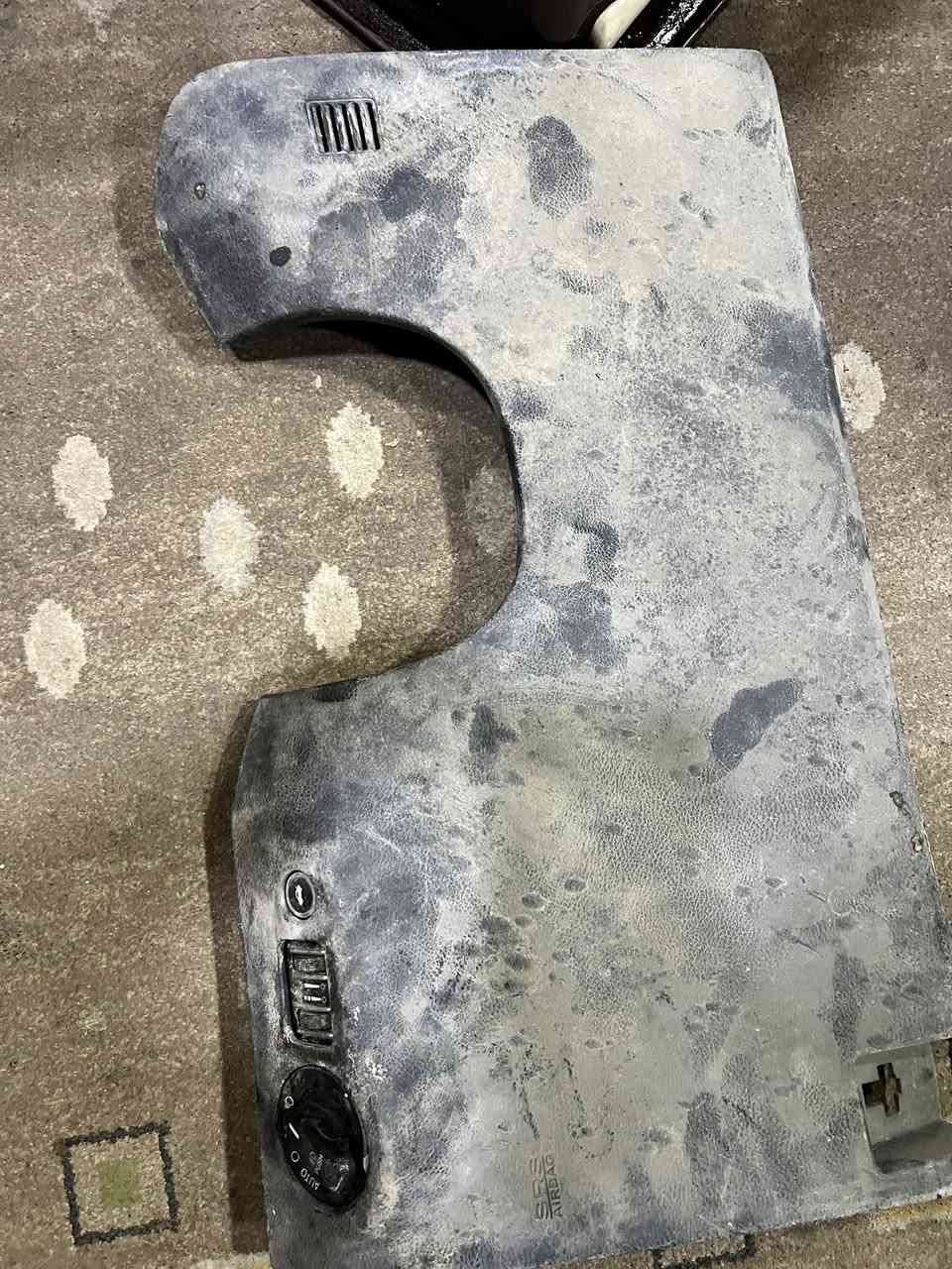 ‏سلام عليكم عندي أغراض مال أوباما للبيع رقم الهاتف *********** بي واتساب
